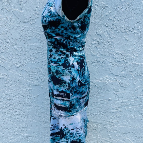 YIGAL AZROUEL NYC USA-MADE "4" DRESS Blues & Black Abstract Cap sleeve Flare hem - Picture 4 of 6